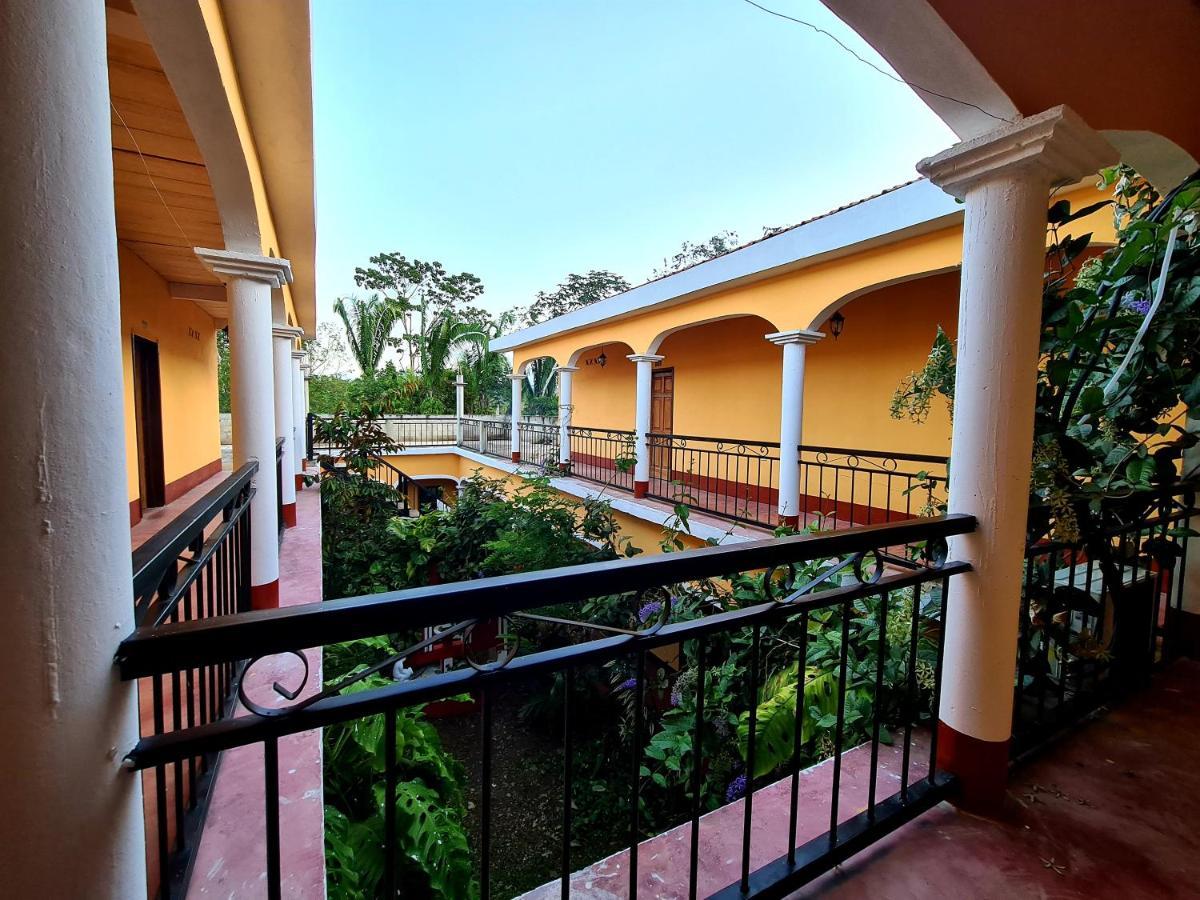 Hotel Villa Santa Elena Chahal Exterior foto